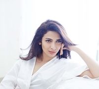 Item girl Heena Panchal goes Topless in her recent Photoshoot