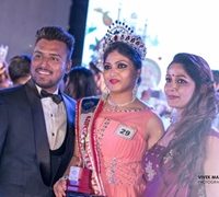 Being Tusshar Dhaliwal & Archana Tomer introducing Mugdha Godbole