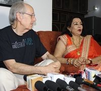 Aura Imaging Centre  A Future Predicting  Horoscope Software Invented By Guy Coggin