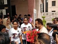 Sanjay Dutt makes a surprise visit to Sheroes Hangout café in Lucknow