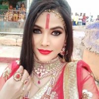 Actress Seema Singh’s Aadhe Maa Pics Gets Viral On Social Media