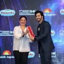9th Jagran Film Festival fames Varun Dhawan as the ‘Best Actor’ at the Awards Night