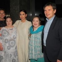 Karishma Kapoor At Special Screeing A Hungarian Film – Lend Me Your Eyes  Baltazars