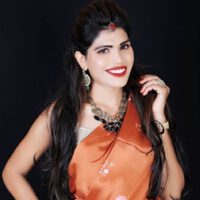 Glamorous Hanshika Bhaware shines in Bollywood