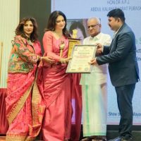 India’s Fashion Guru Sonia Mayers  Her Show Swadeshi Runway Season 8 Witnessed India’s Largest World Record Show 500 Models Walk Promoting Only Swadeshi