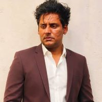 लेखक-निर्देशक आशीष तिवारी की पुस्तक “घुमन्तु” अमेज़ॉन पर प्रकाशित